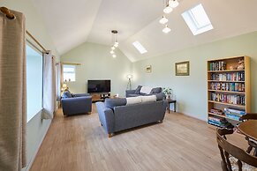 Host Stay The Byres