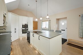 Host Stay The Byres