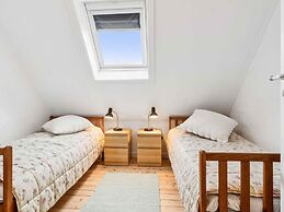 5 Star Holiday Home in Aakirkeby