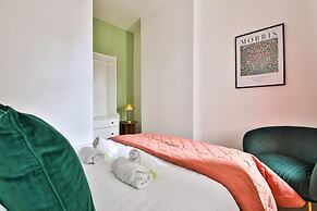 Charming 3 Bed Home Near Caerphilly Castle