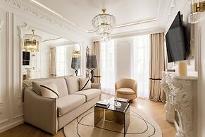 Merveil Luxury Suite - Louvre Aboukir IX