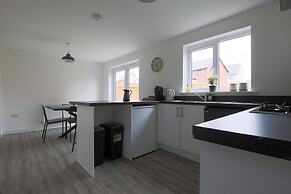 The Haven Modern 4-bed Home With Garden
