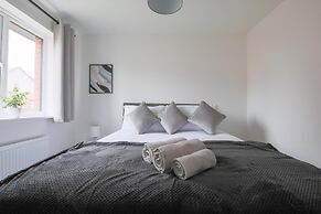 The Haven Modern 4-bed Home With Garden