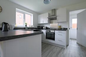 The Haven Modern 4-bed Home With Garden