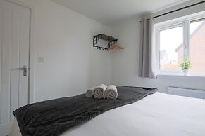 The Haven Modern 4-bed Home With Garden