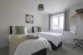 The Haven Modern 4-bed Home With Garden