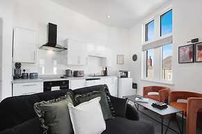 The Cardiff Comfort 2-bed Apartment