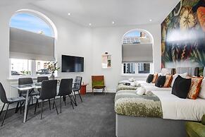 Compact 1-bed Flat for Friends & Colleagues
