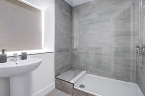 Compact 1-bed Flat for Friends & Colleagues