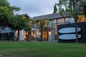 Kalamari Luxury Beach Front Villa