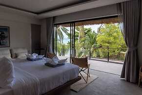 Kalamari Luxury Beach Front Villa