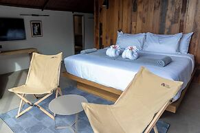 Kalamari Luxury Beach Front Villa