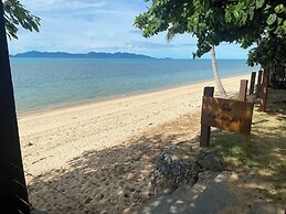 Kalamari Luxury Beach Front Villa