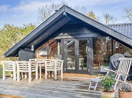 5 Star Holiday Home in Rodby