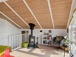 5 Star Holiday Home in Ronde