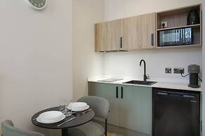 Sixty Aparthotelstudio, Central Cardiff + Parking