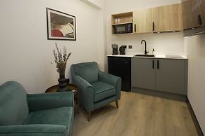 Sixty Aparthotel 2bed, Central Cardiff + Parking
