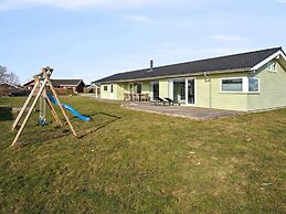 5 Star Holiday Home in Sydals