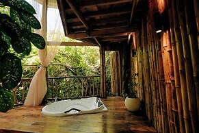 Treehouse de Valentine Mountain Resort