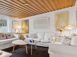 5 Star Holiday Home in Hornbaek