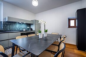 YiD Leone X luxury 4 Bedroom