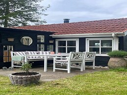 5 Star Holiday Home in Stege