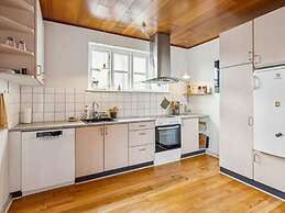 5 Star Holiday Home in Baelum