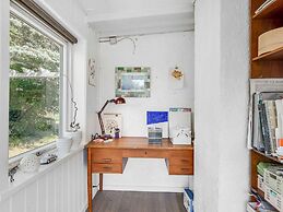 5 Star Holiday Home in Dronningmolle