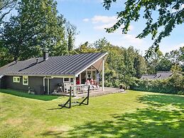 5 Star Holiday Home in Haarby