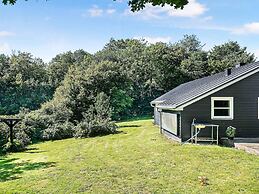 5 Star Holiday Home in Haarby