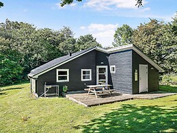 5 Star Holiday Home in Haarby