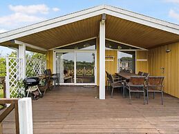 5 Star Holiday Home in Brenderup Fyn