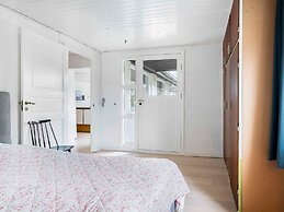 5 Star Holiday Home in Stege