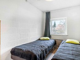 5 Star Holiday Home in Stege