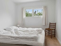 5 Star Holiday Home in Dronningmolle