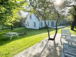 5 Star Holiday Home in Borre