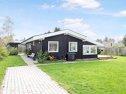 5 Star Holiday Home in Hornbaek