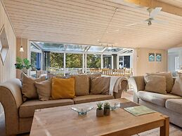 5 Star Holiday Home in Saeby