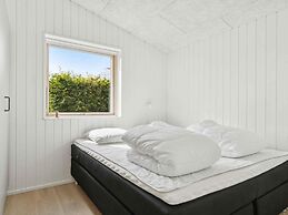 4 Star Holiday Home in Ronde