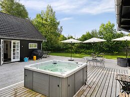 4 Star Holiday Home in Faxe Ladeplads