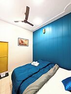 Hidden Monkey Hostel Chet Singh Ghat