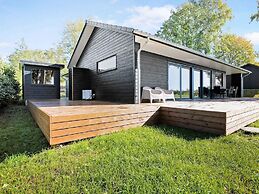 5 Star Holiday Home in Millinge