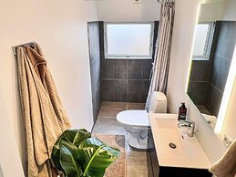 6 Person Holiday Home in Vaeggerlose