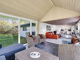 5 Star Holiday Home in Roslev