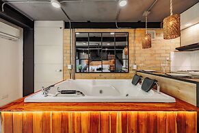 Hotel One Laureles