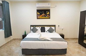 Madhura Luxury Hotels & Banquets