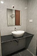 Madhura Luxury Hotels & Banquets
