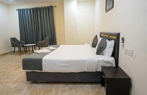 Madhura Luxury Hotels & Banquets