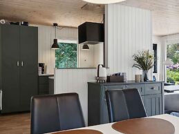 5 Star Holiday Home in Vaeggerlose