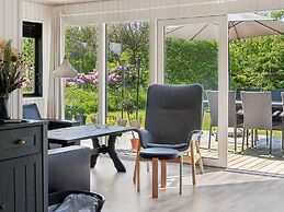 5 Star Holiday Home in Vaeggerlose